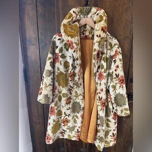Vintage Floral Coat with silk lining